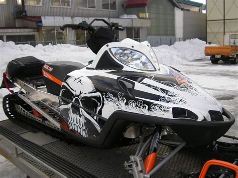 Arctic fx - A quick and concise walkthrough of all four of ArcticFX's custom finishes for snowmobiles and power sports graphics.